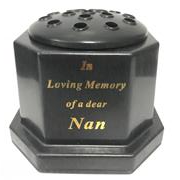 Grave vase Nan