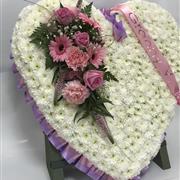 Heart on stand 