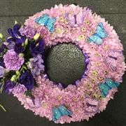 Butterfly wreath pink