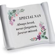 Nan Floral Scroll