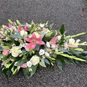 Single ended casket spray florist choice