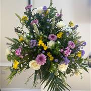 Service pedestal Display